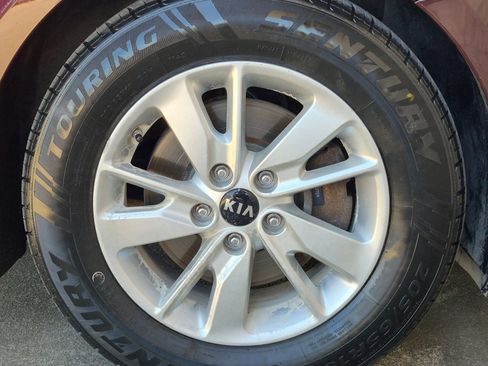 Used 2018 Kia Optima LX FWD image 26