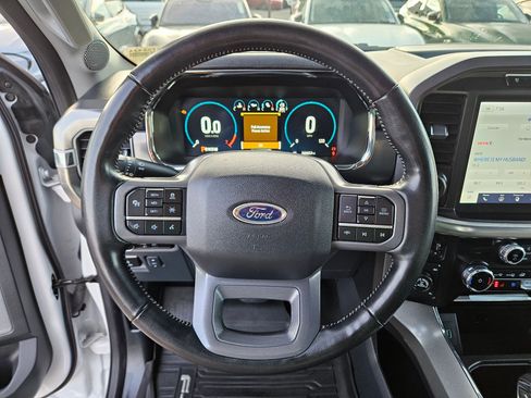 Used 2023 Ford F150 Lariat w/ Trailer Tow Package image 19