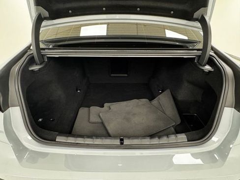 Used 2023 BMW 760i xDrive w/ Executive Package image 42