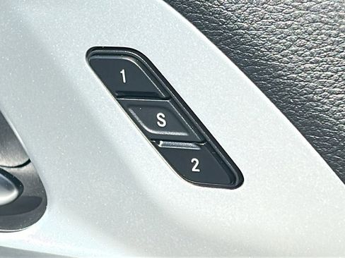 Certified 2023 Chrysler Pacifica Touring-L w/ S Appearance Package FWD image 16