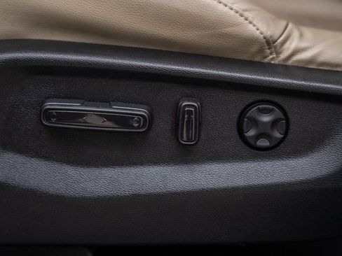 Used 2021 Honda CR-V Touring image 39