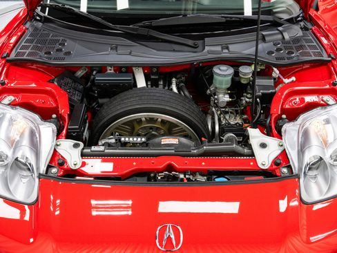 Used 2005 Acura NSX T image 16
