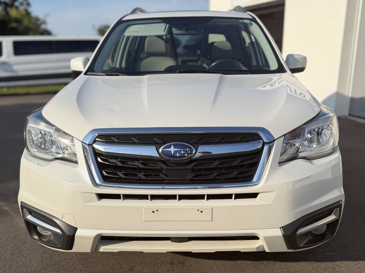 Used 2017 Subaru Forester 2.5i Limited AWD/4WD image 3
