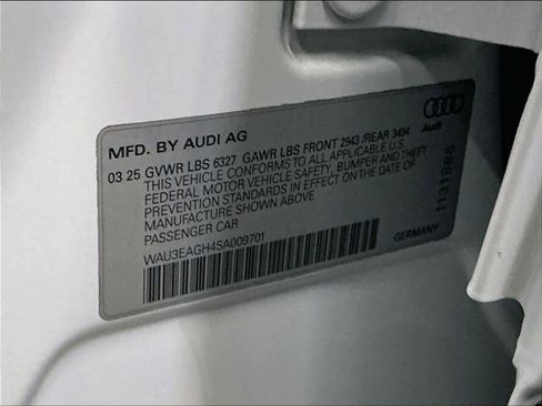 Used 2025 Audi S6 e-tron Prestige w/ 21" Black Optic Package image 36