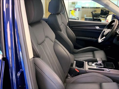 Used 2021 Audi Q5 Prestige w/ Prestige Package AWD/4WD image 8