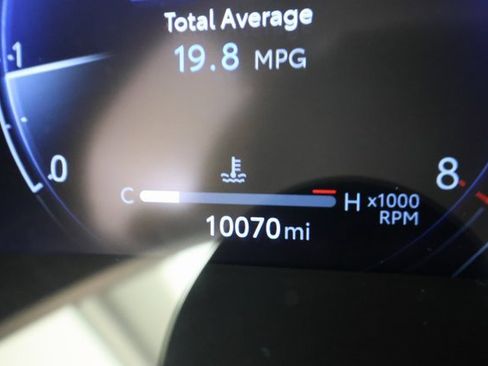 Used 2023 Toyota Highlander Limited image 14