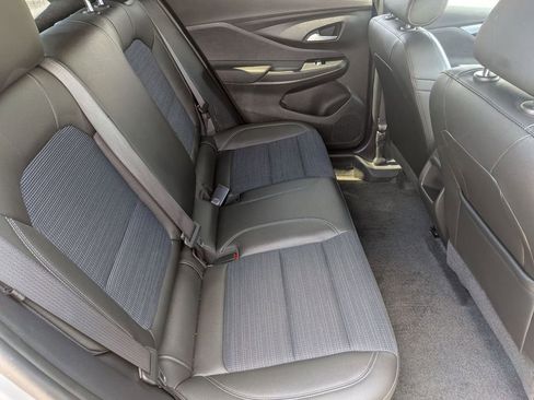Used 2025 Buick Envista Preferred FWD image 34