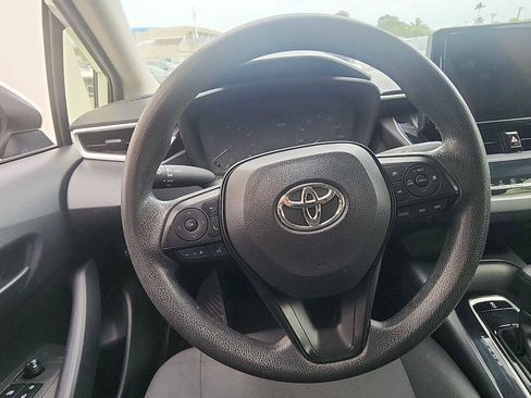 Used 2023 Toyota Corolla LE image 15