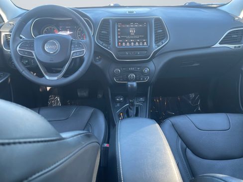 Used 2021 Jeep Cherokee Latitude Lux w/ Comfort/Convenience Group image 11