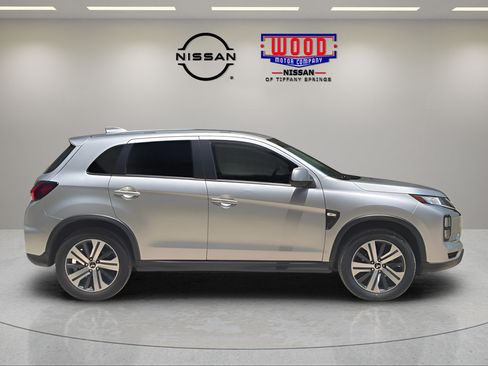 Used 2024 Mitsubishi Outlander Sport AWD image 2