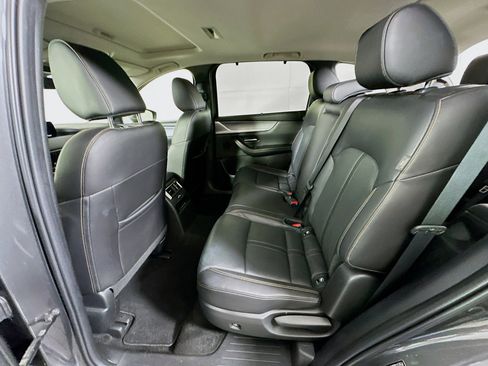 Used 2024 MAZDA CX-90 3.3 Turbo w/ Preferred Plus image 28