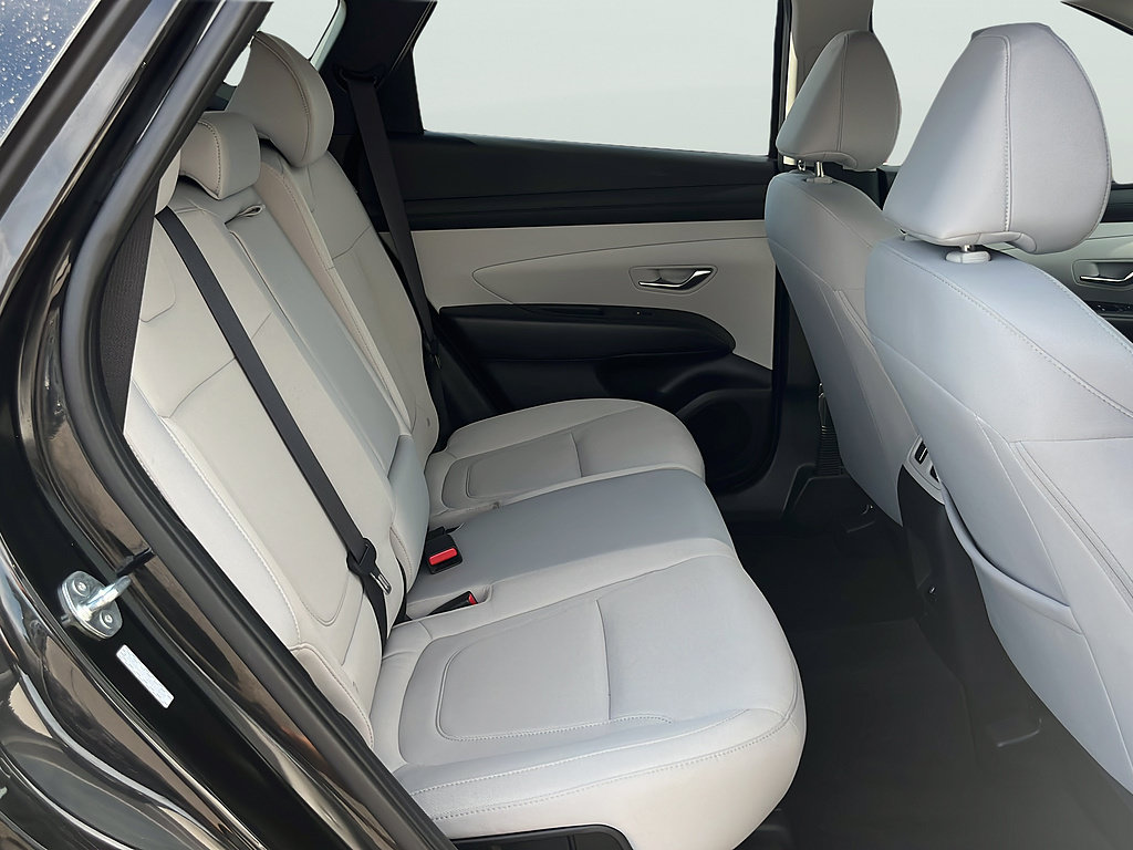 Certified 2025 Hyundai Tucson SEL FWD image 15