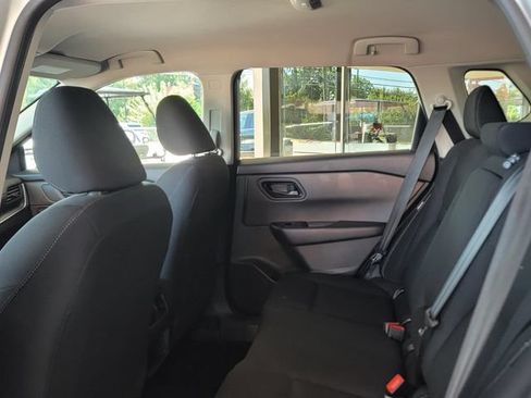 Used 2024 Nissan Rogue S AWD/4WD image 12