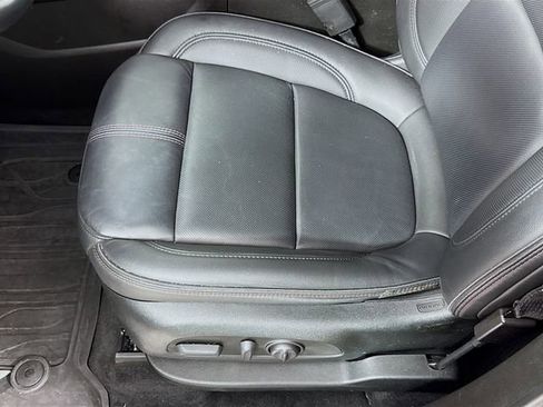 Used 2023 Chevrolet Traverse RS w/ LPO, Floor Liner Package image 22