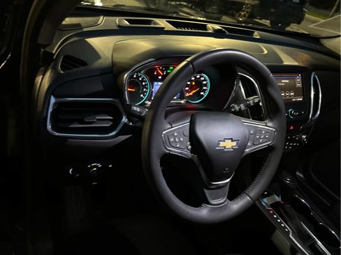 Used 2020 Chevrolet Equinox LT w/ Midnight Edition image 11