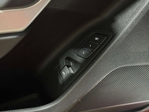 Used 2024 Audi Q3 2.0T Premium image 9