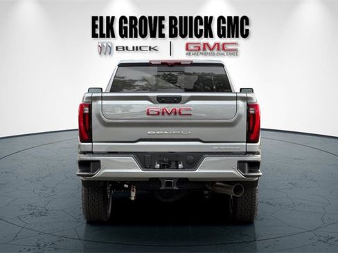 New 2026 GMC Sierra 2500 Denali w/ Denali Reserve Package image 5