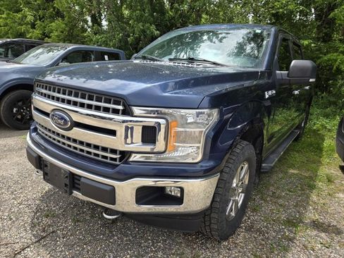 Used 2018 Ford F150 XLT w/ Equipment Group 302A Luxury AWD/4WD image 2