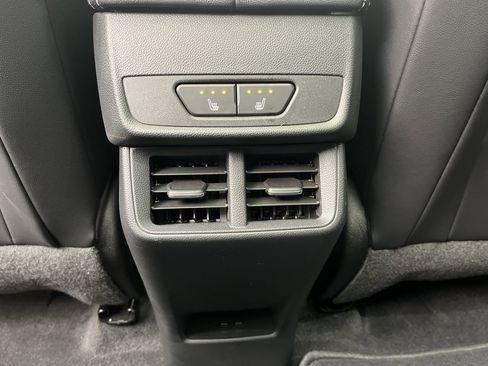 Certified 2025 GMC Terrain Elevation w/ Elevation Premium Package image 13