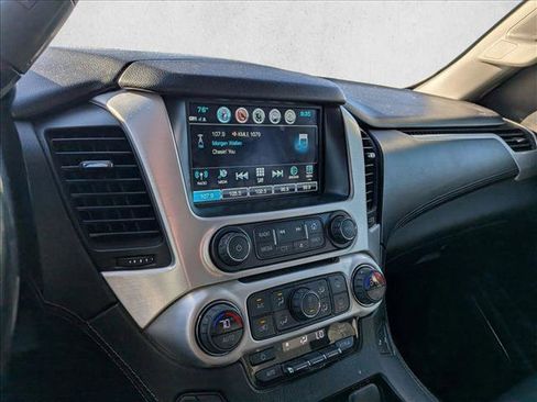 Used 2018 GMC Yukon XL SLT w/ Open Road Package image 11