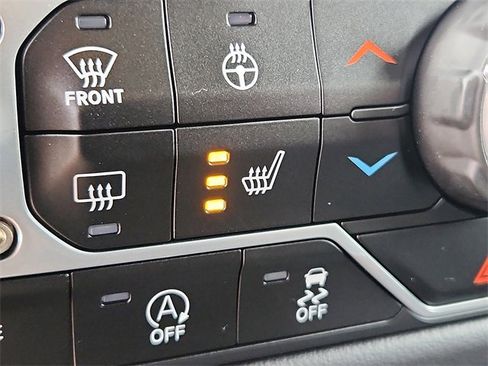 Used 2025 Jeep Wrangler Rubicon w/ Safety Group image 11