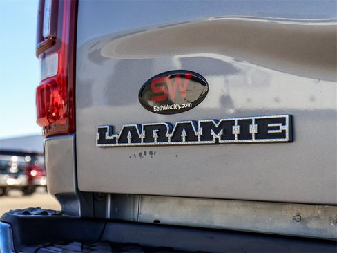 Used 2020 RAM 3500 Laramie image 15