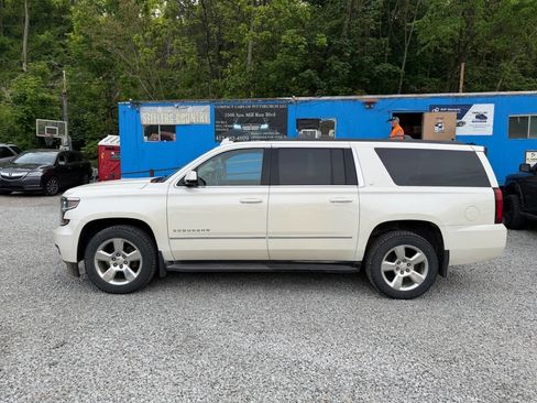Used 2015 Chevrolet Suburban LT AWD/4WD image 2