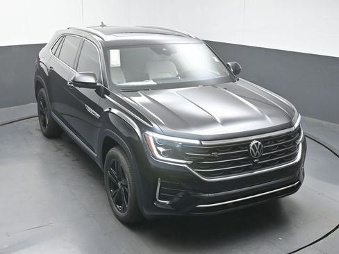 New 2026 Volkswagen Atlas Cross Sport SEL Premium R-Line AWD/4WD image 43