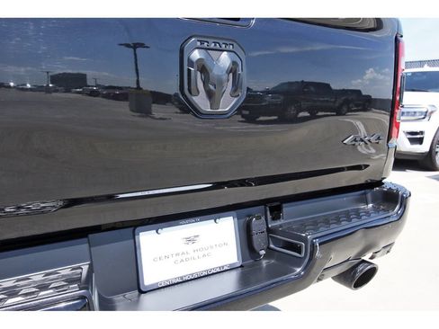 Used 2021 RAM 1500 Laramie AWD/4WD image 29