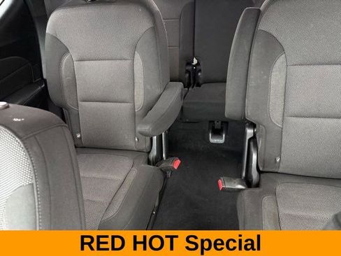 Used 2022 Chevrolet Traverse LT w/ LPO, Floor Liner Package AWD/4WD image 31