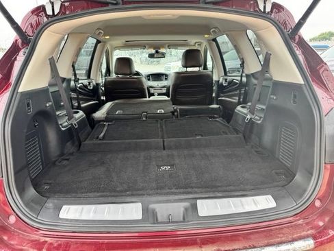 Used 2019 INFINITI QX60 Luxe w/ Essential Package AWD/4WD image 16
