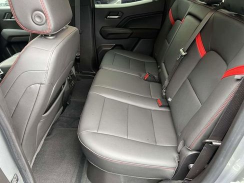 Used 2023 Chevrolet Colorado Z71 w/ Z71 Convenience Package 2 image 15