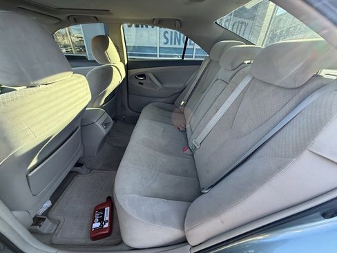 Used 2008 Toyota Camry LE image 11