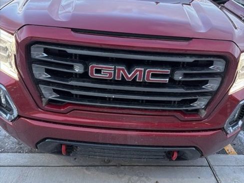 Used 2021 GMC Sierra 1500 AT4 w/ Off-Road Performance Package image 2