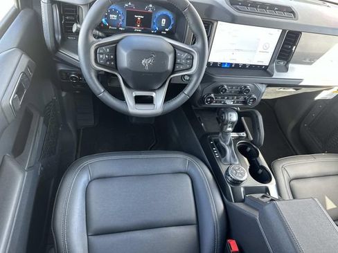 New 2025 Ford Bronco Badlands image 26