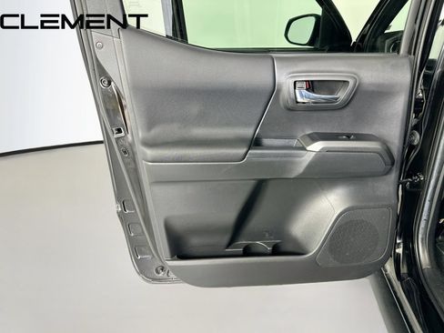 Used 2023 Toyota Tacoma TRD Sport RWD image 29