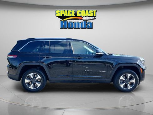 Used 2024 Jeep Grand Cherokee Limited 4xe AWD/4WD image 2
