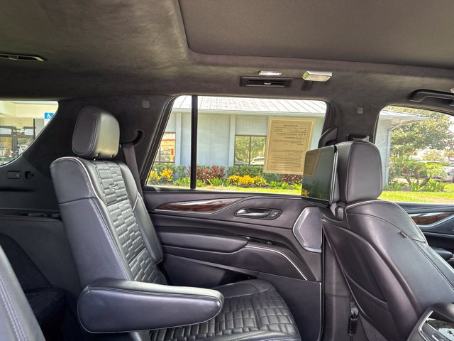 Used 2022 Cadillac Escalade Sport Platinum AWD/4WD image 14