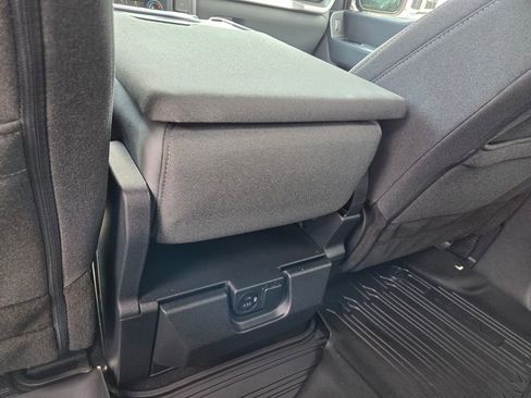 Used 2023 Ford F150 XLT w/ Trailer Tow Package image 8