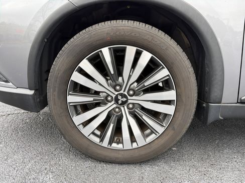 Used 2020 Mitsubishi Outlander SEL image 11