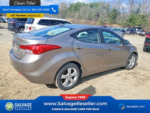 Used 2013 Hyundai Elantra GLS image 4