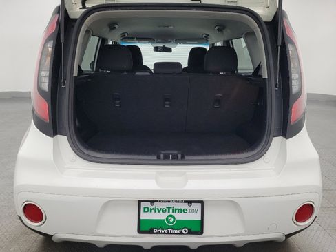Used 2018 Kia Soul + image 29