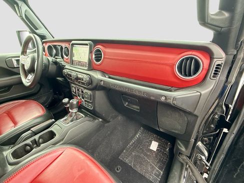 Used 2023 Jeep Wrangler Unlimited Rubicon 4xe AWD/4WD image 33