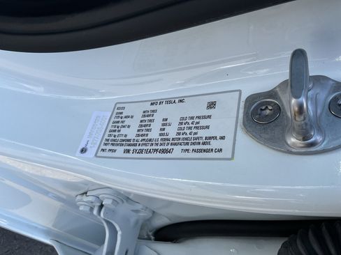 Used 2023 Tesla Model 3 Standard Range RWD image 24