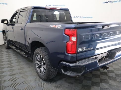 Used 2020 Chevrolet Silverado 1500 RST w/ RST Value Package AWD/4WD image 10