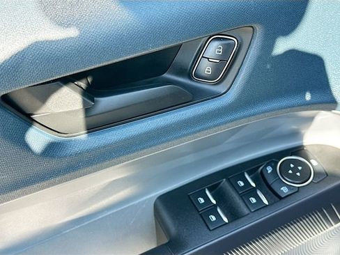 Used 2024 Ford Maverick XLT w/ XLT Luxury Package image 17