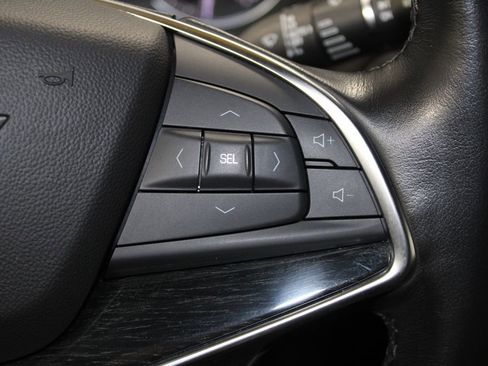 Used 2023 Cadillac XT5 Premium Luxury image 38