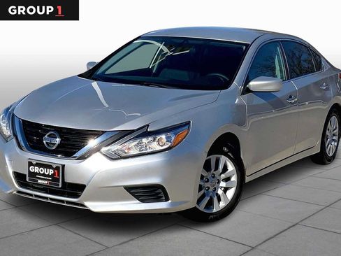 Used 2017 Nissan Altima 2.5 S w/ Power Driver Seat Package image 1