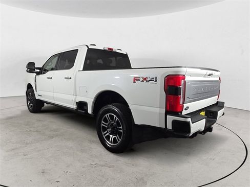 Certified 2024 Ford F350 Platinum image 3