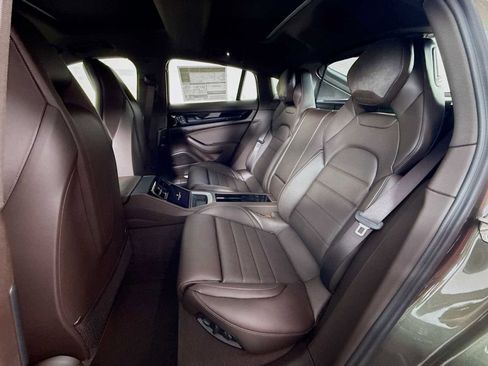 New 2026 Porsche Panamera 4 image 17